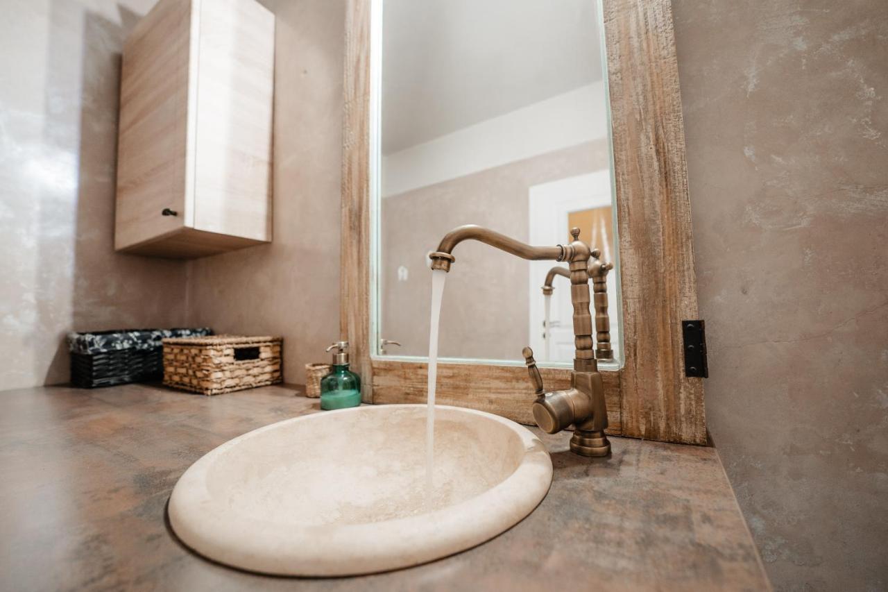 Bright And Cozy Design Apt With Office Apartman Kolozsvár Kültér fotó