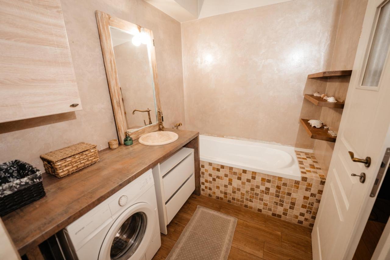 Bright And Cozy Design Apt With Office Apartman Kolozsvár Kültér fotó